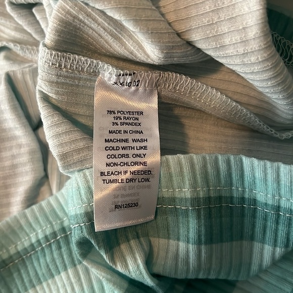 Cali Be Striped Ribbed Lettuce Mock Neck Long Sleeve Top Turquoise Size Medium - Picture 7 of 7